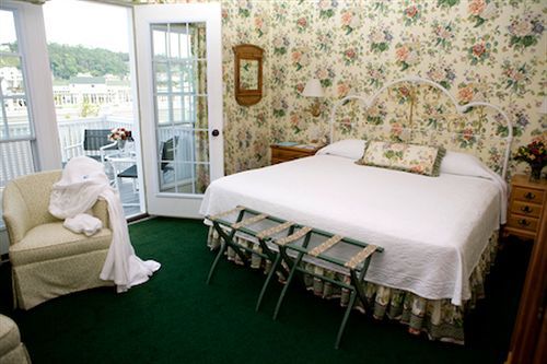 Hotel Iroquois 매키낙 아일랜드 외부 사진